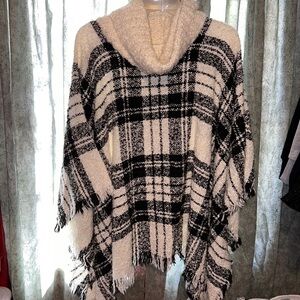 Black/White plaid poncho